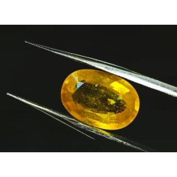 Yellow Sapphire (Pukhraj)...