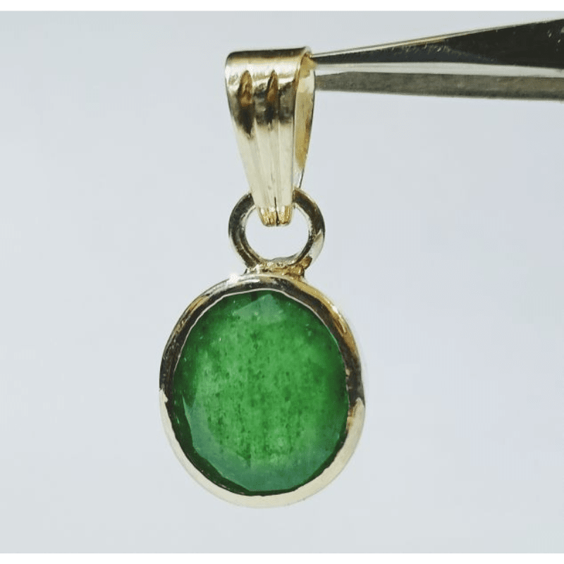 Lab -Certified Natural Aventurine in silver locket 10 carat