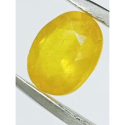 Yellow Sapphire (Pukhraj)...