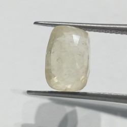 Yellow Sapphire (Pukhraj)...