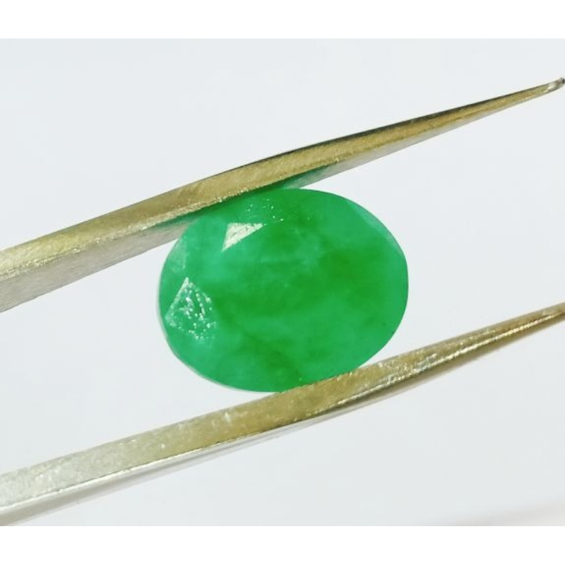 Panna Stone (Emerald) Oval shape & Lab Certified - 7.25 Carat