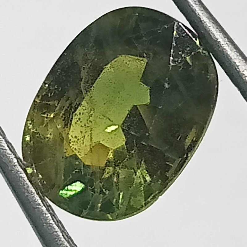 Original And Authentic Pitambari Nilla Gem Stone - 3.60 Carat With Lab Certification