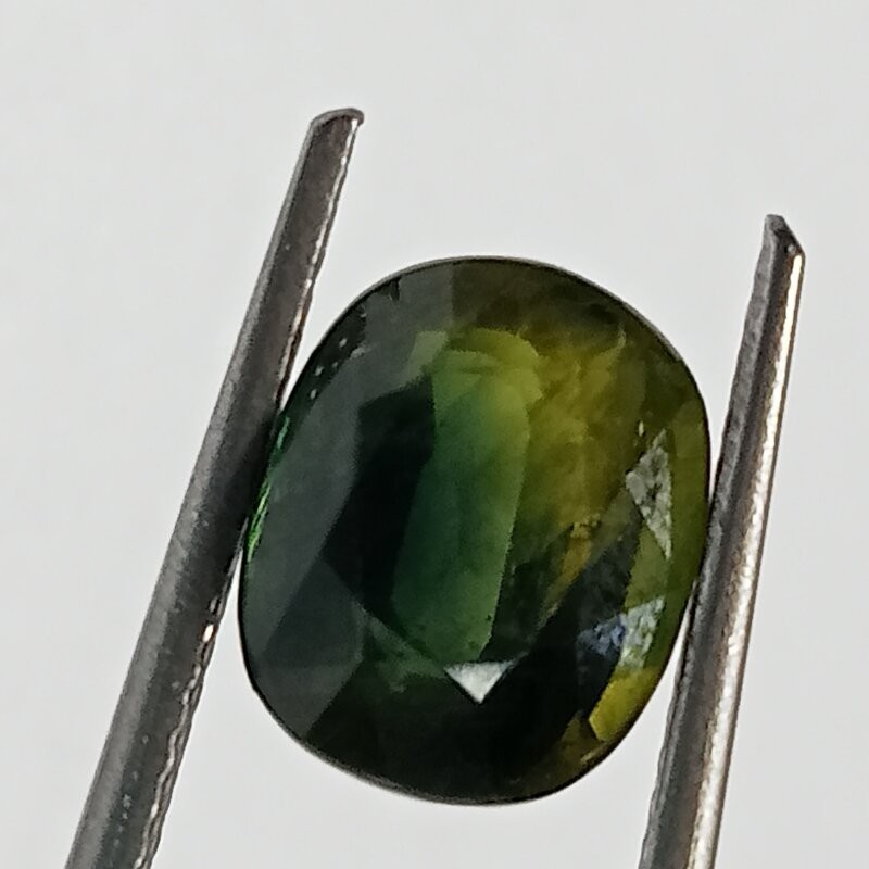 Original And Authentic Pitambari Nilla Gem Stone - 4.15 Carat With Lab Certification