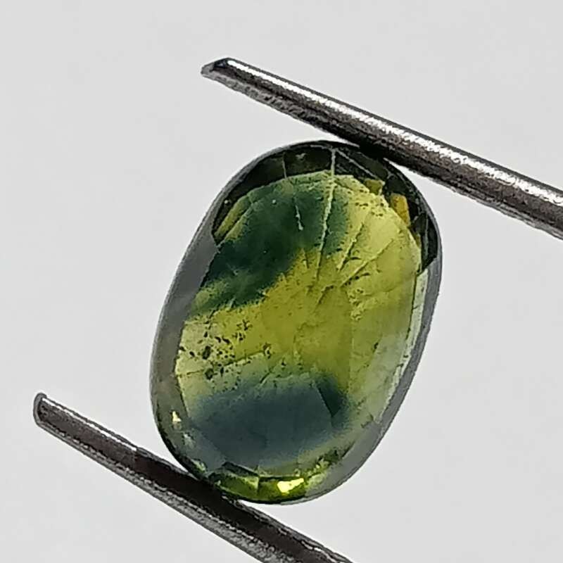 Original And Authentic Pitambari Nilla Gem Stone - 4.45 Carat With Lab Certification