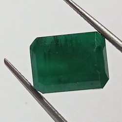 Panna Stone (Emerald) With Lab Certified - 5.61 Carat