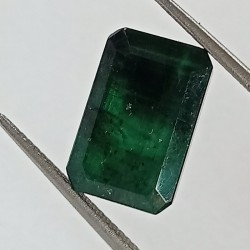 Panna Stone (Emerald) With Lab Certified - 7.47 Carat