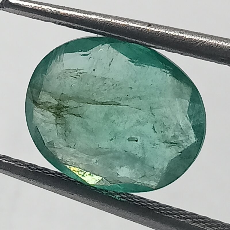 Columbia Panna Stone (Emerald) With Lab Certified - 2.57 Carat