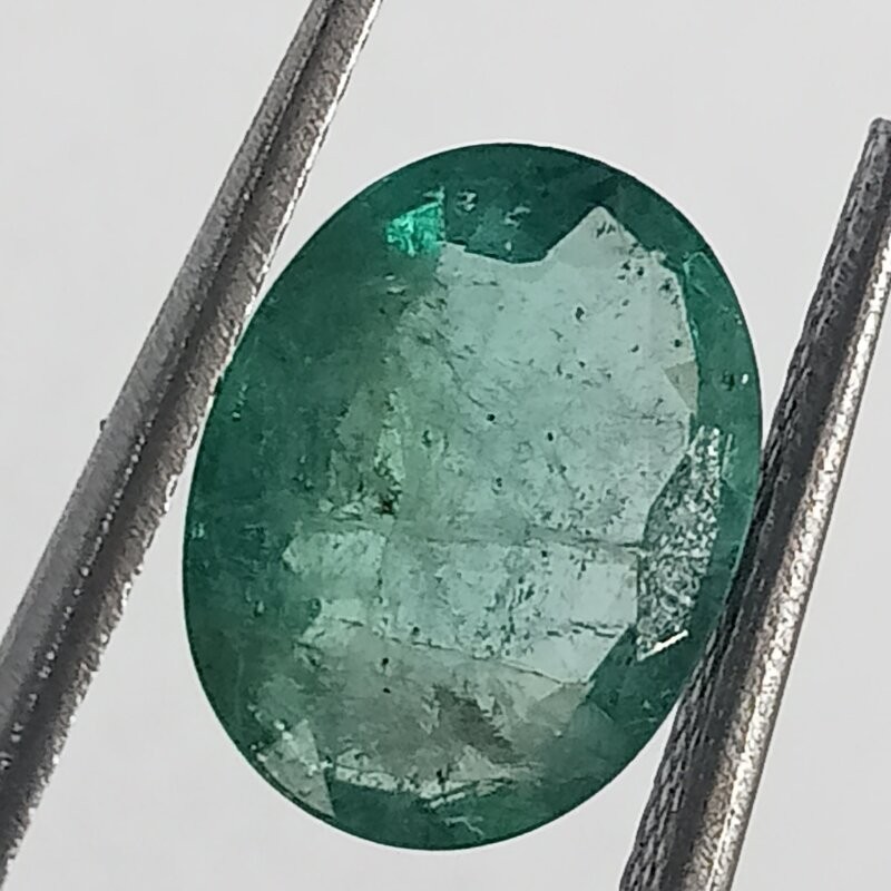 Columbia Panna Stone (Emerald) With Lab Certified - 2.61 Carat